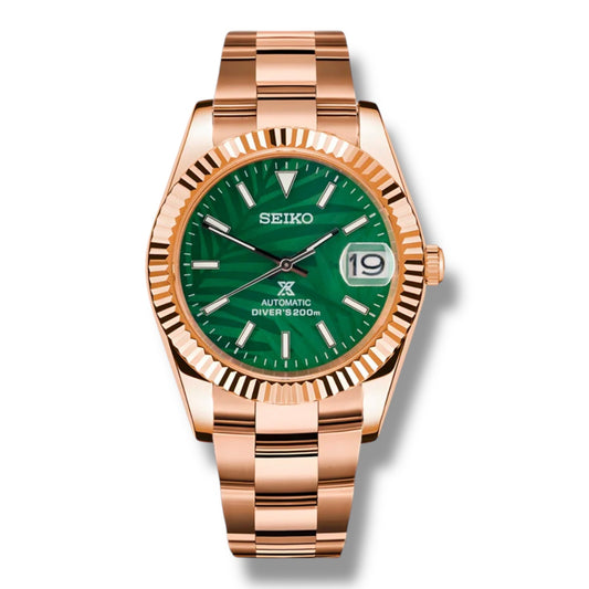 Montre Seiko RoseGold en acier doré rose – Cadran vert profond avec motif tropical, lunette cannelée et mouvement automatique haute précision bracelet Oyster en acier doré rose pour une élégance luxueuse et raffinée
