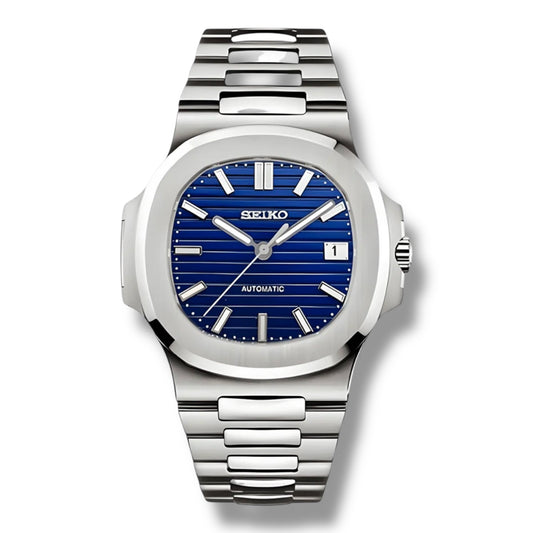 Montre Seiko Nautilus Royal Blue en acier inoxydable – Cadran bleu profond texturé, index luminescents et mouvement automatique haute précision. Élégance et modernité au poignet